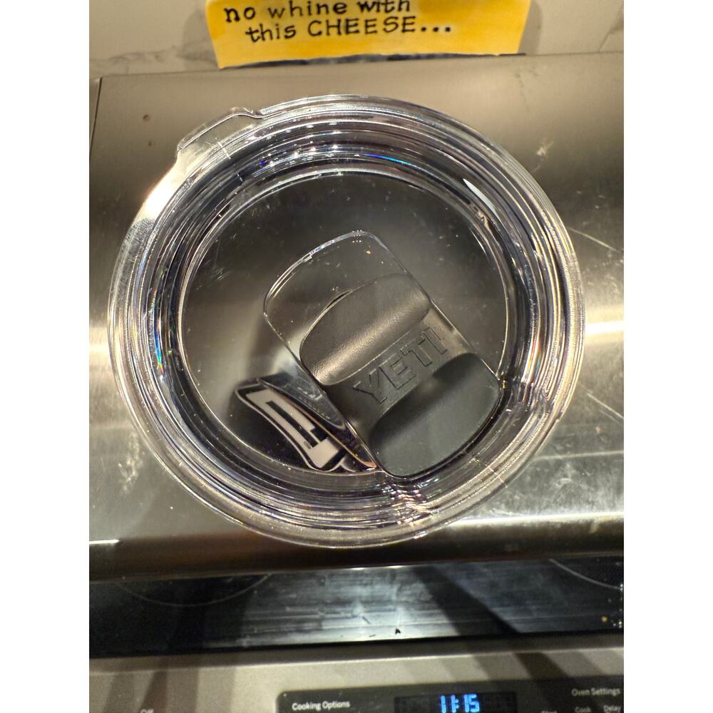 NWT YETI Rambler 30 oz Tumbler with MagSlider Lid – Verde Green - Picture 4 of 5